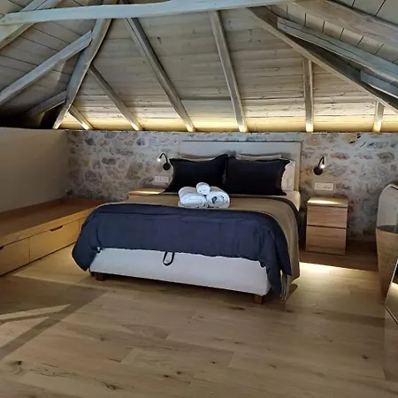 The Red Cliffs Villa