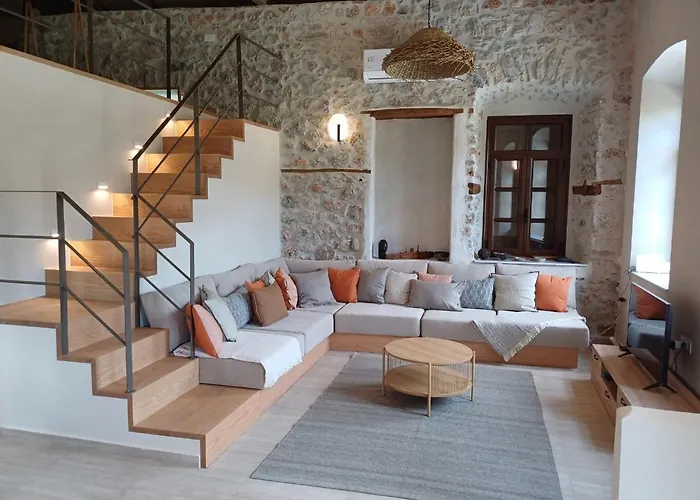 The Red Cliffs Villa