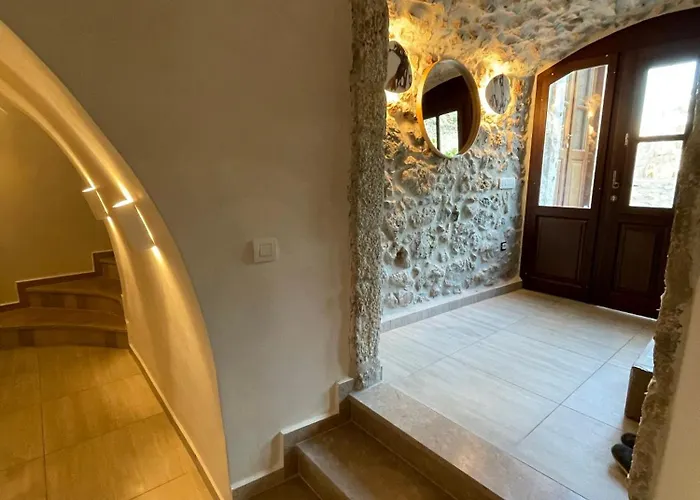 Villa The Red Cliffs Leonídion